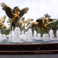 2018 Nueva gran decoración de jardín Metal Craft Horse Bronce Escultura fuente de agua